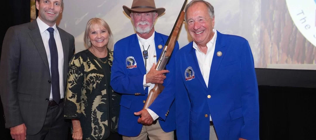 Clunn honored with Ray Murski Lifetime Achievement Award